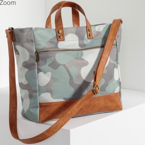 Soft Camo Step Up Tote